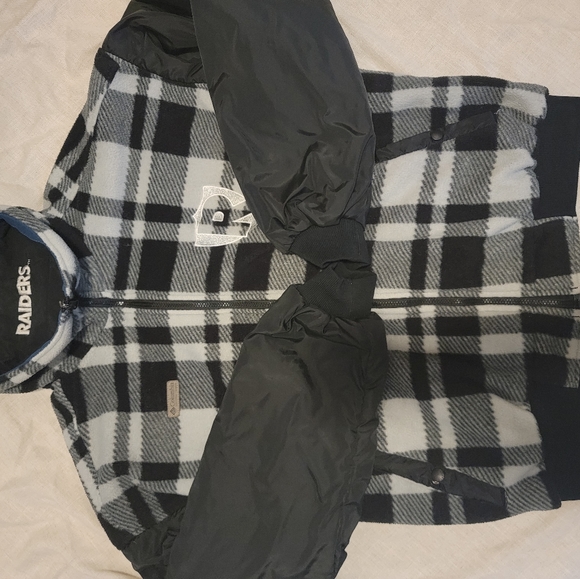 Columbia NFL Raiders jacket - Picture 8 of 14